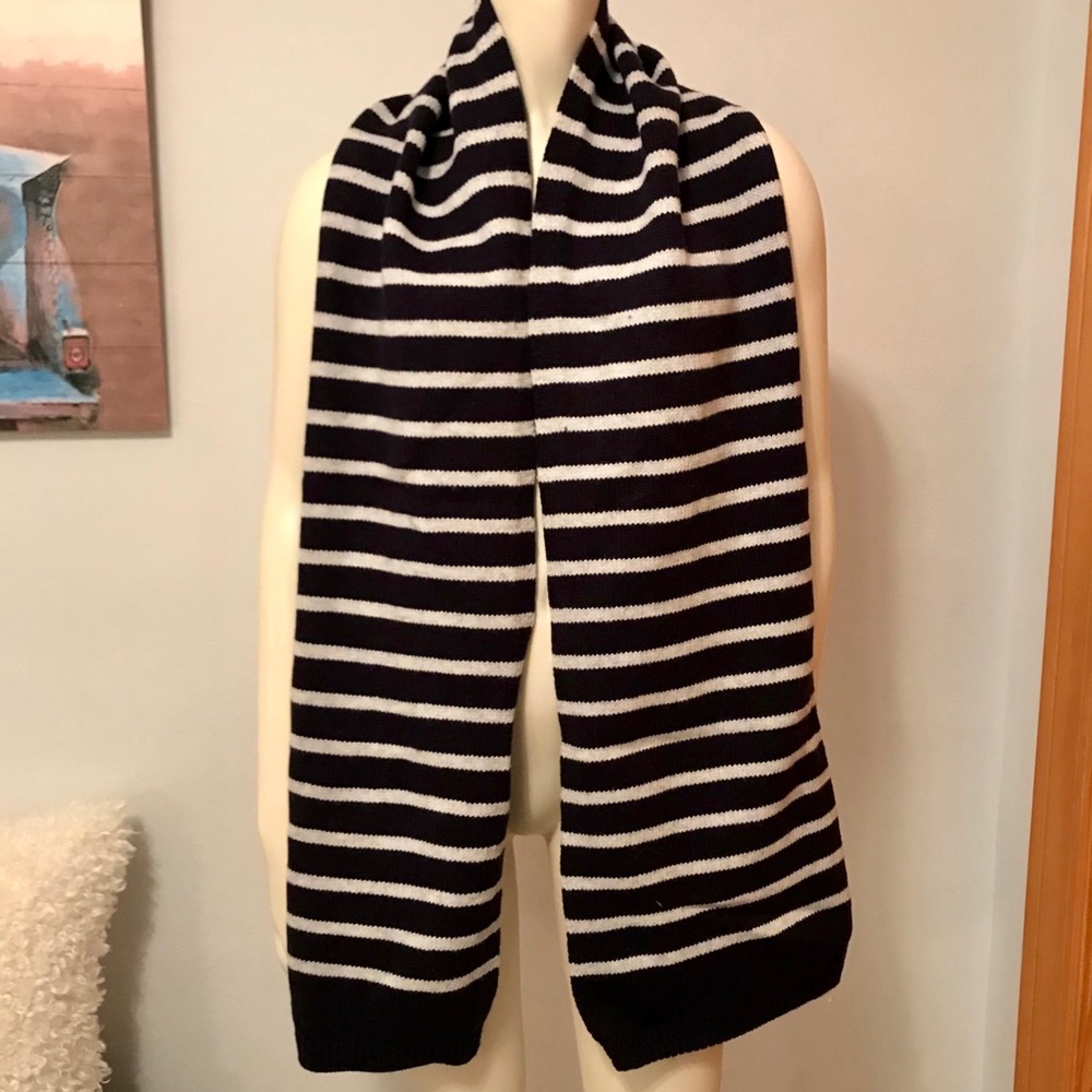 Gap striped scarf and gloves.